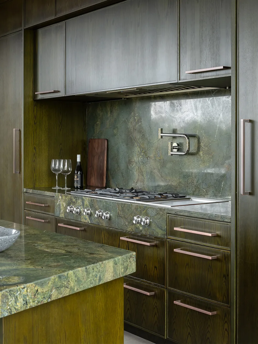 Top Interior Designers Reveal the Kitchen Countertop Material Defining 2026