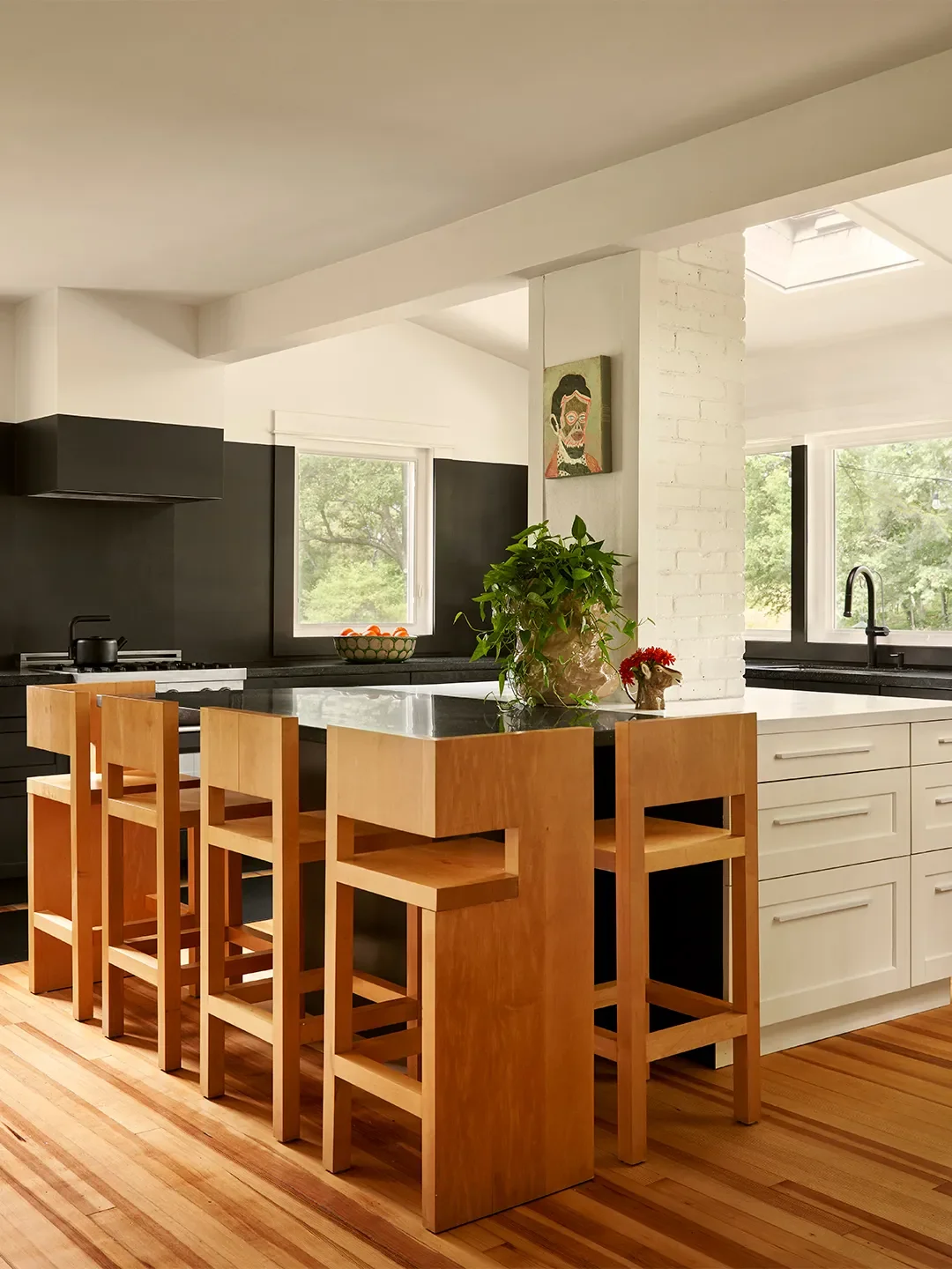 Top Interior Designers Reveal the Kitchen Countertop Material Defining 2026