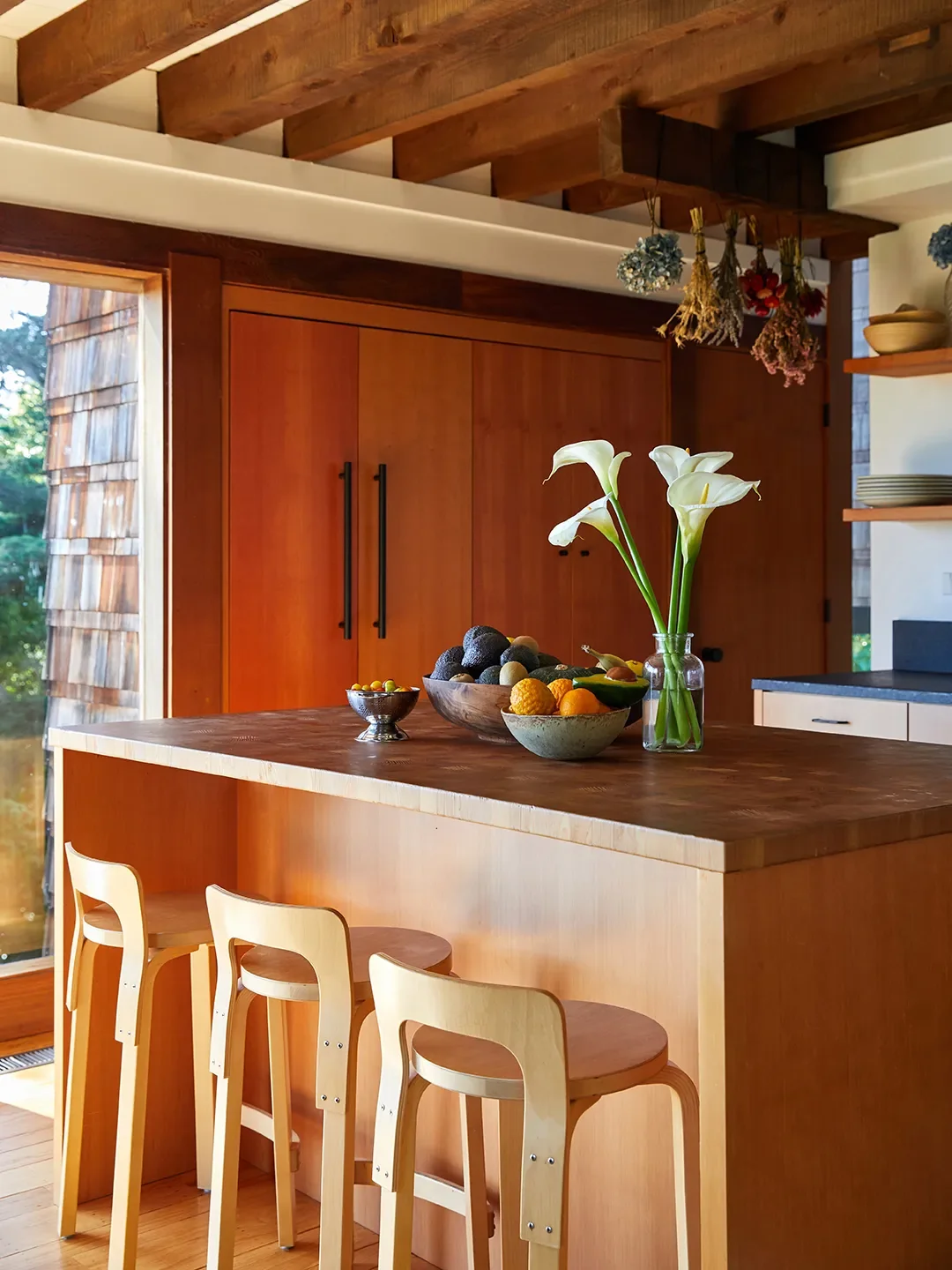 A Cedar-Shake Retreat From the '70s, Reimagined Among Northern California's Towering Redwoods