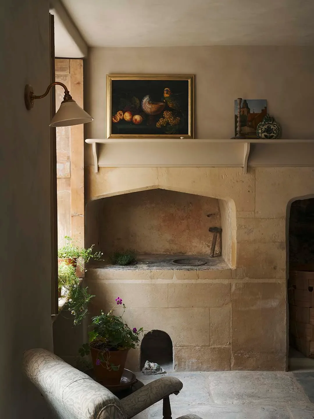 Why Nate Berkus Is Obsessed With the Unfitted, English-Country Kitchen—and Bringing It Home