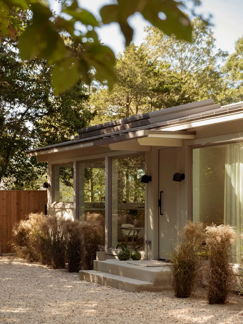Luminous, Diffused Light Steals the Show in This Serene East Hampton Retreat