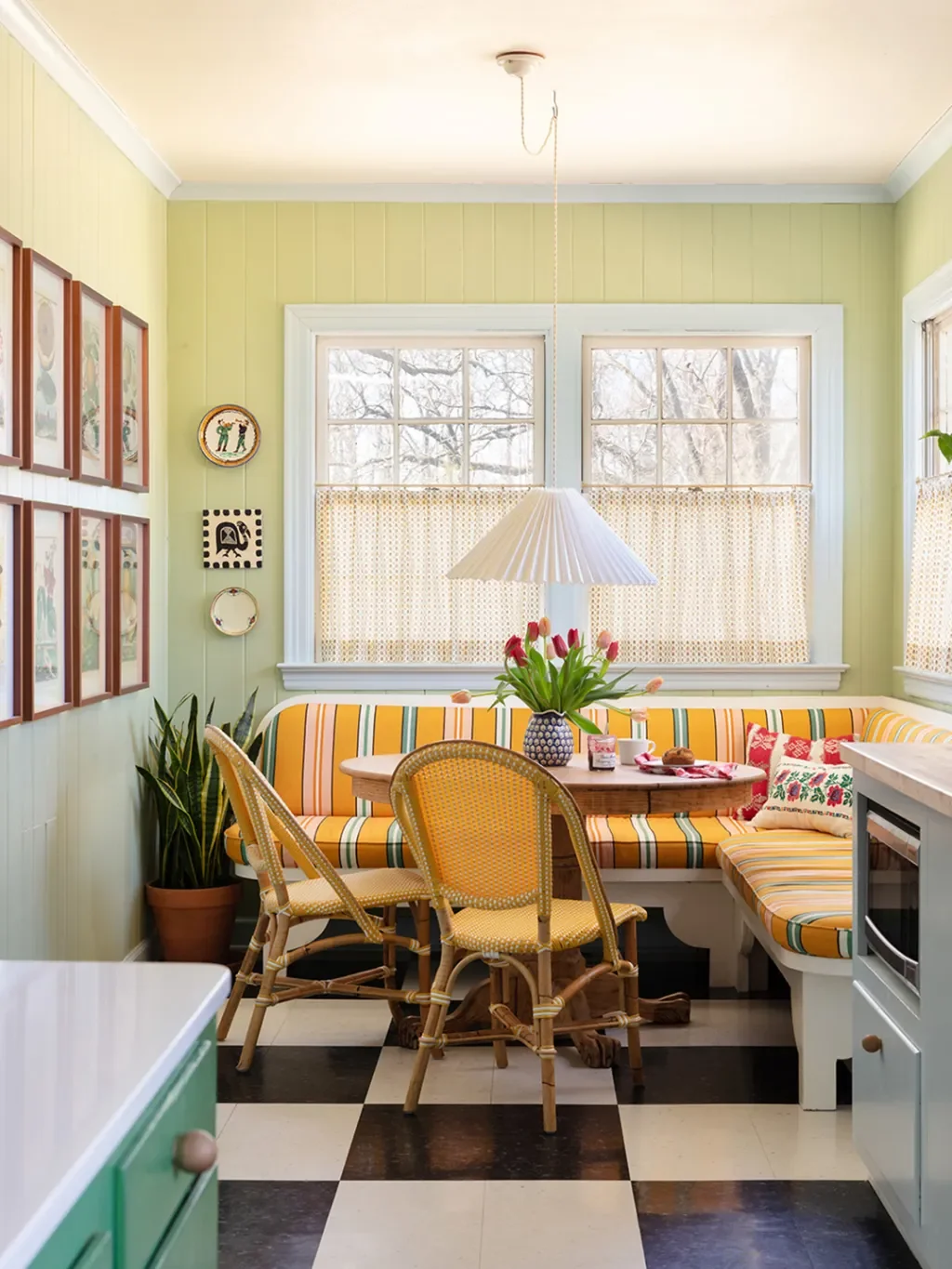 The Off-the-Shelf Banquette a Designer Chooses When Custom Cabinetry Isn't in the Budget