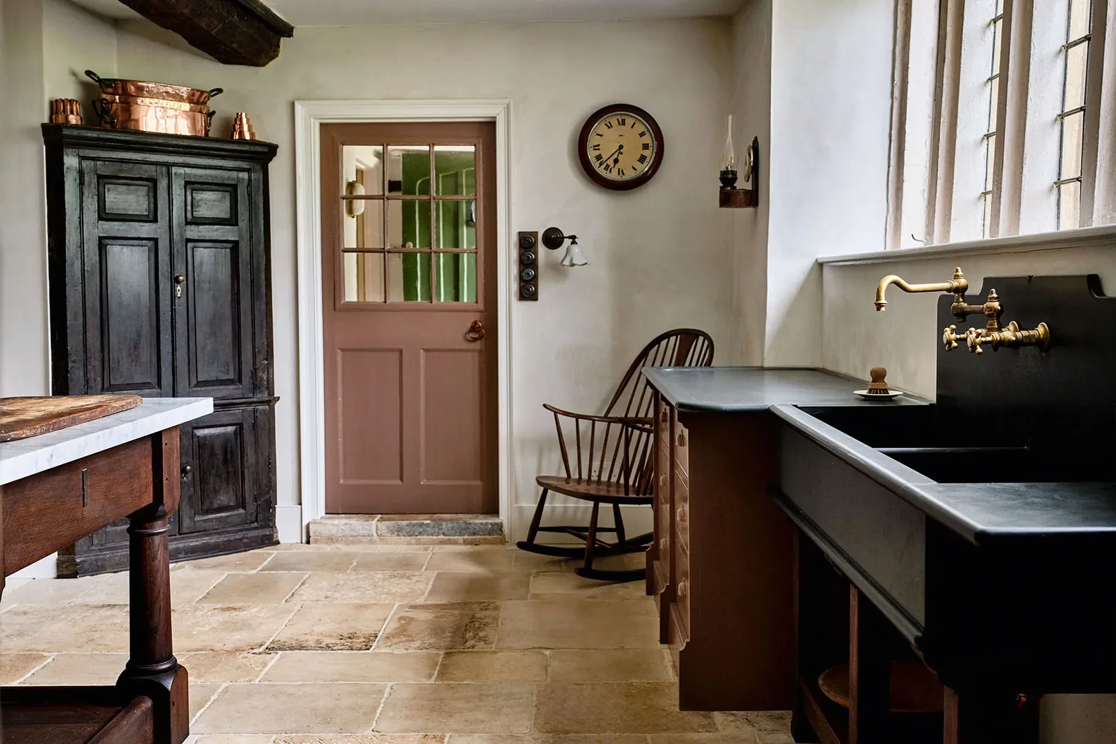 Why Freestanding Furniture Could Be the Kitchen Upgrade You Didn't Know You Needed