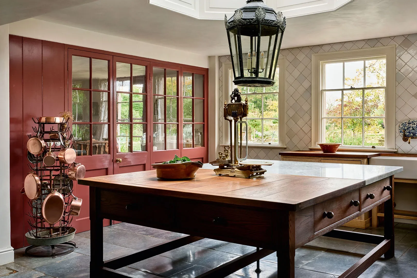 Why Freestanding Furniture Could Be the Kitchen Upgrade You Didn't Know You Needed