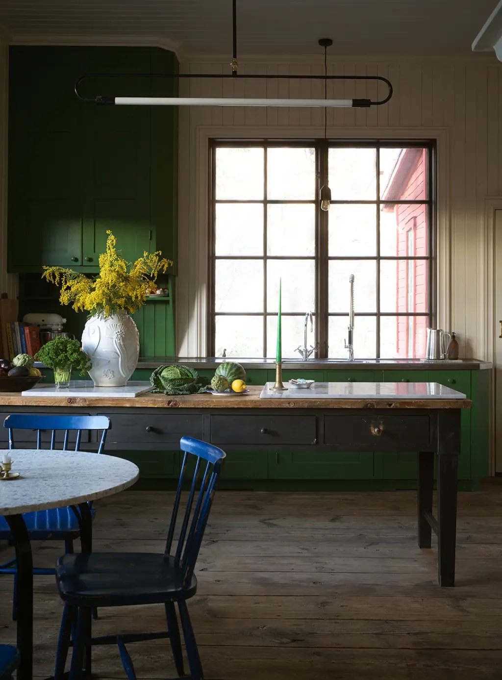Moody Cottagecore Kitchens Are the Dark, Dramatic Twist Your Home Needs This Year