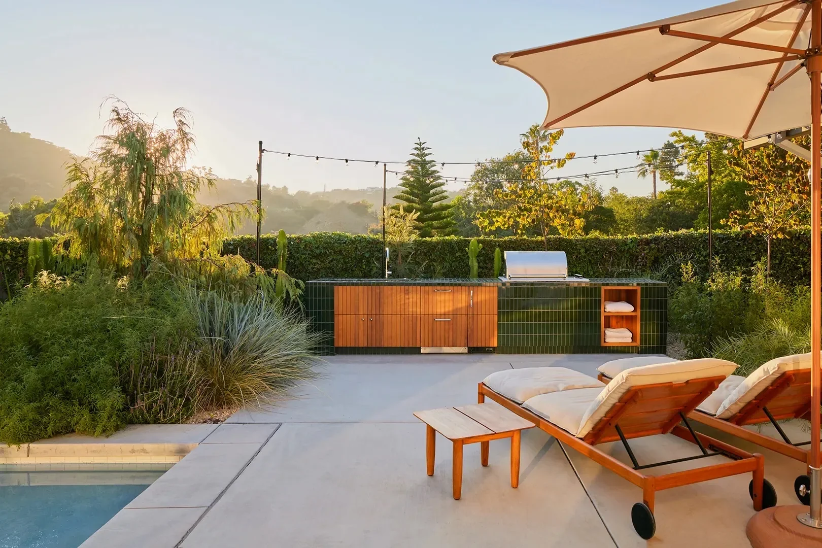 The Alfresco Kitchen Has Finally Come Into Its Own This Season