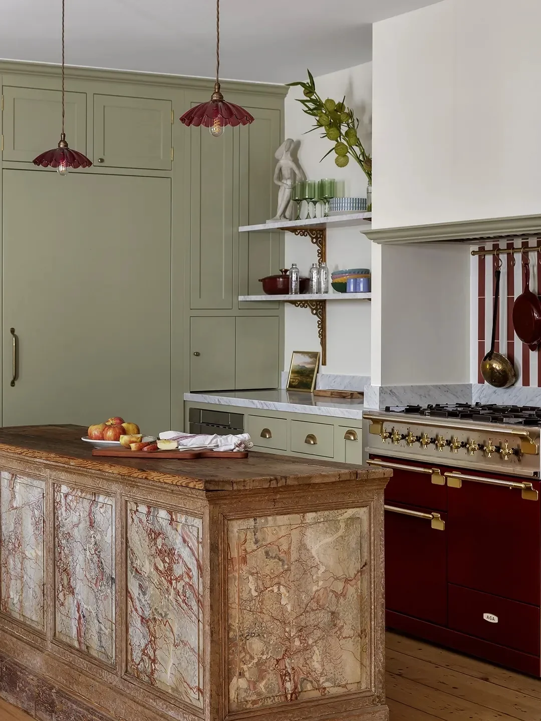 18 Designers Weigh In on the Kitchen Cabinet Style That Will Dominate 2026