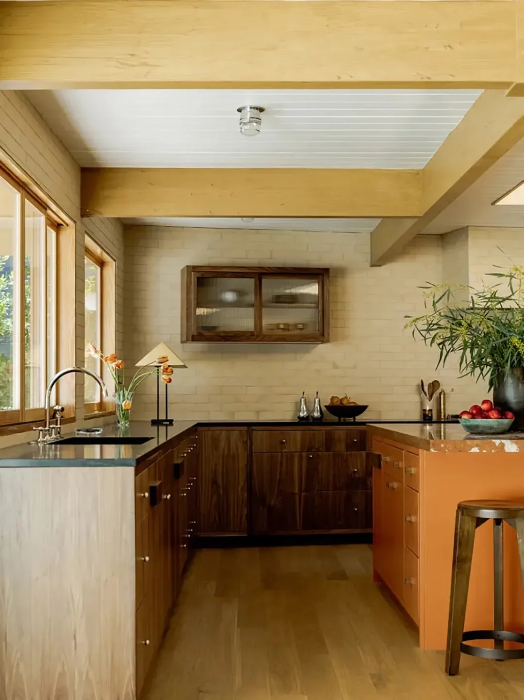 20 Designers Share the Kitchen Cabinet Color That Will Define 2026