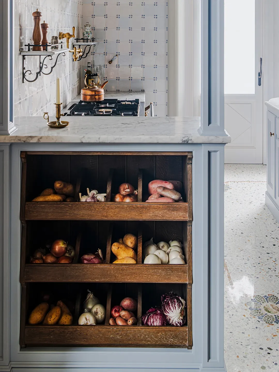 After Hundreds of Kitchen Designs, These Are the Stealthiest Storage Moves We Rely On